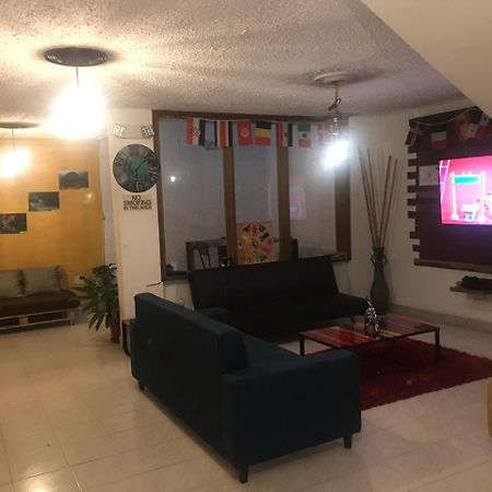 Hostal Casa Paraiso Μεντεγίν Εξωτερικό φωτογραφία