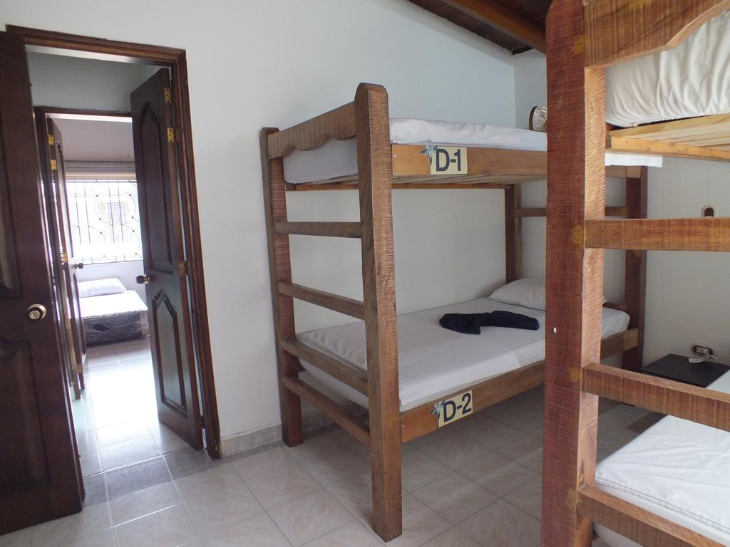 Hostal Casa Paraiso Μεντεγίν Δωμάτιο φωτογραφία