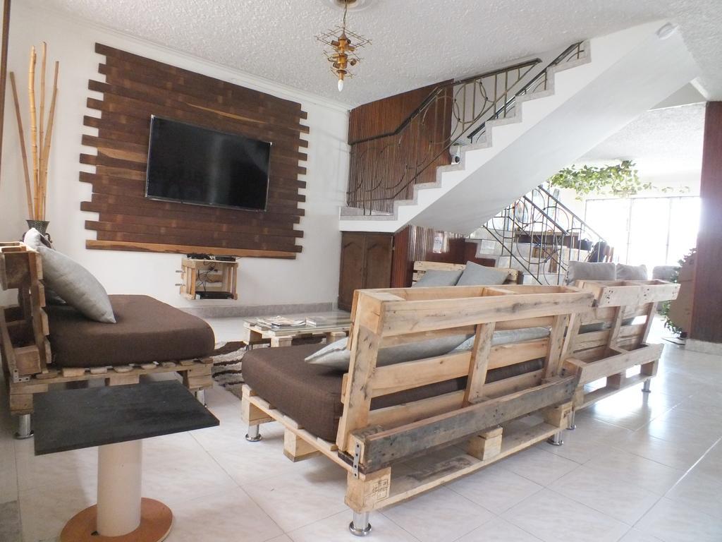 Hostal Casa Paraiso Μεντεγίν Εξωτερικό φωτογραφία