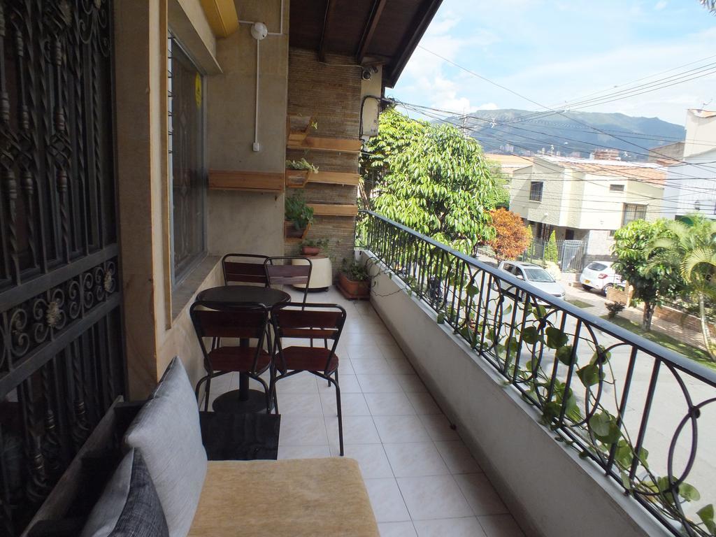 Hostal Casa Paraiso Μεντεγίν Εξωτερικό φωτογραφία