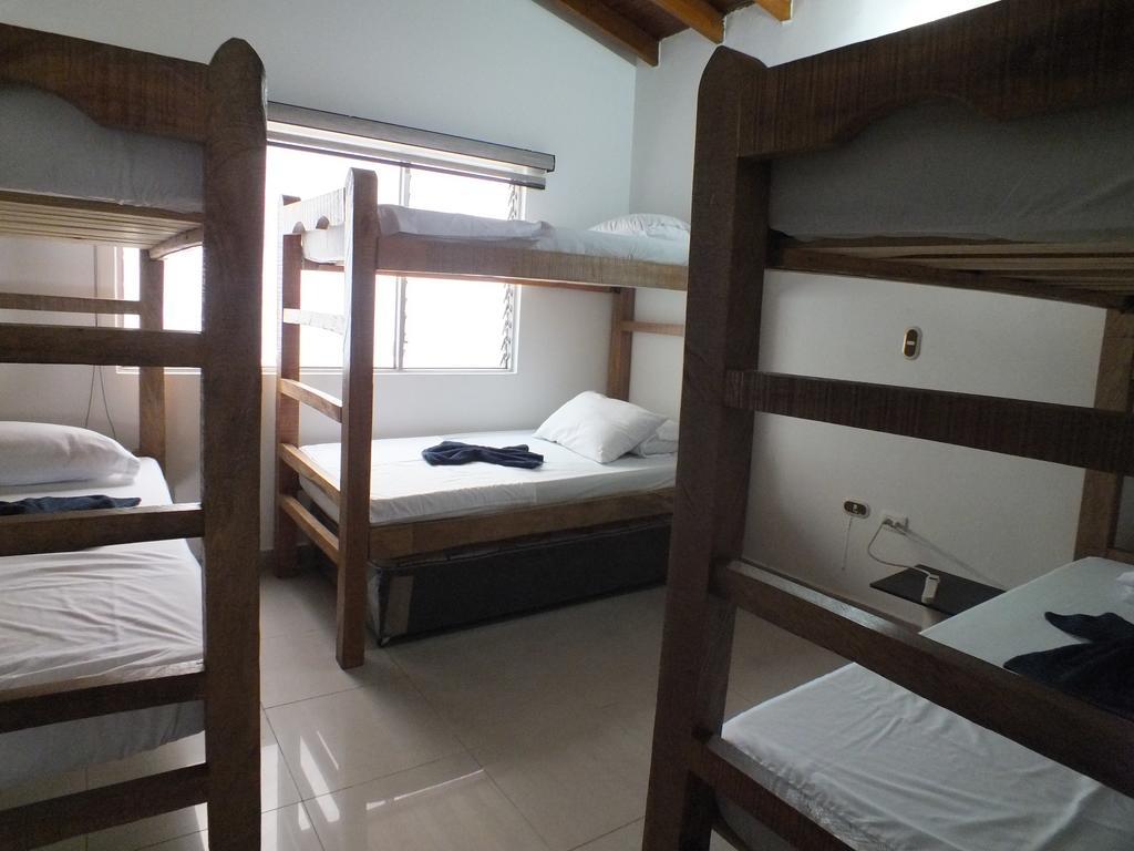 Hostal Casa Paraiso Μεντεγίν Δωμάτιο φωτογραφία
