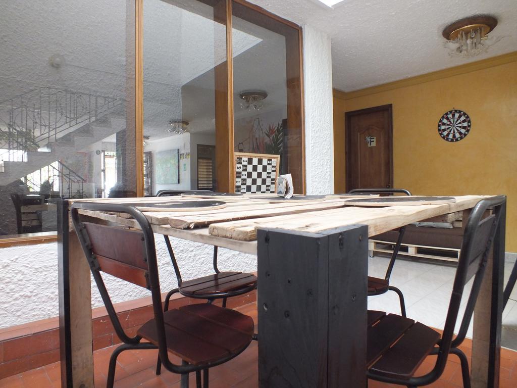 Hostal Casa Paraiso Μεντεγίν Εξωτερικό φωτογραφία