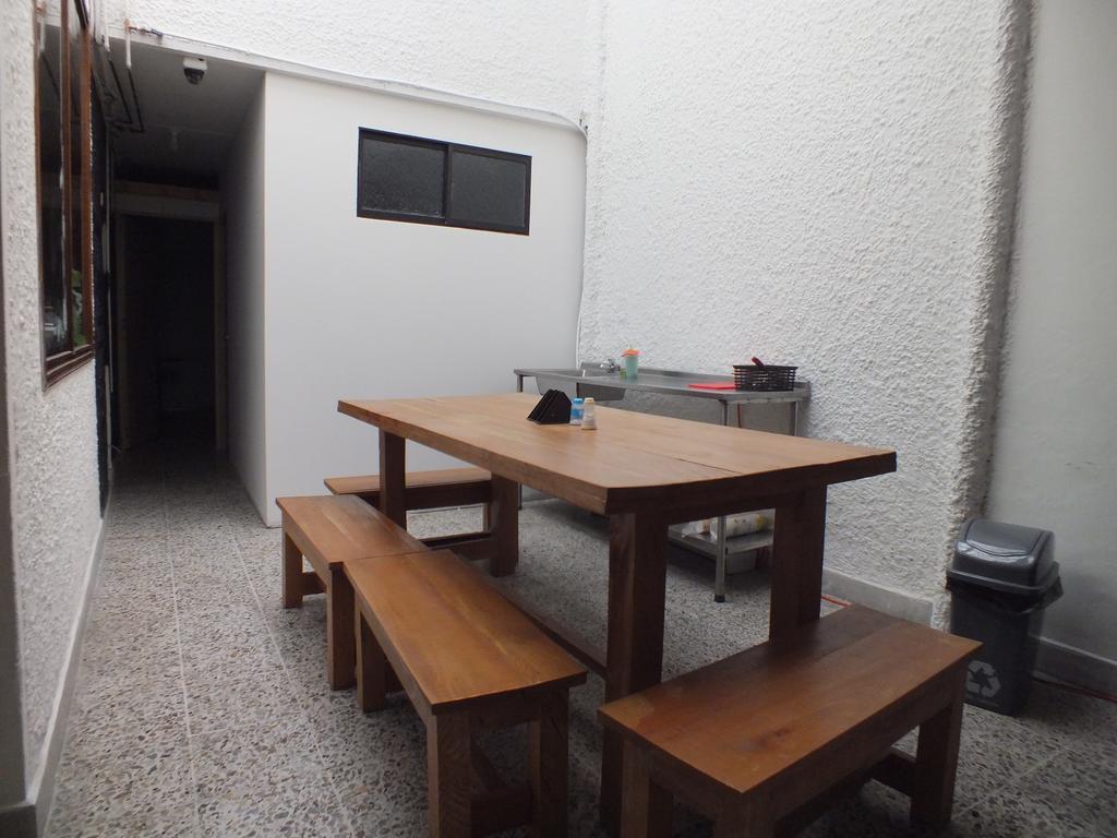 Hostal Casa Paraiso Μεντεγίν Εξωτερικό φωτογραφία
